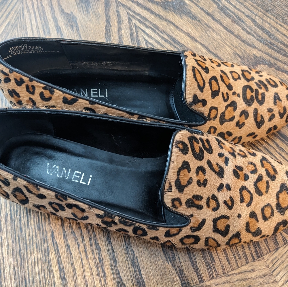 Vaneli Leopard Print Flats Size 7 - image 1